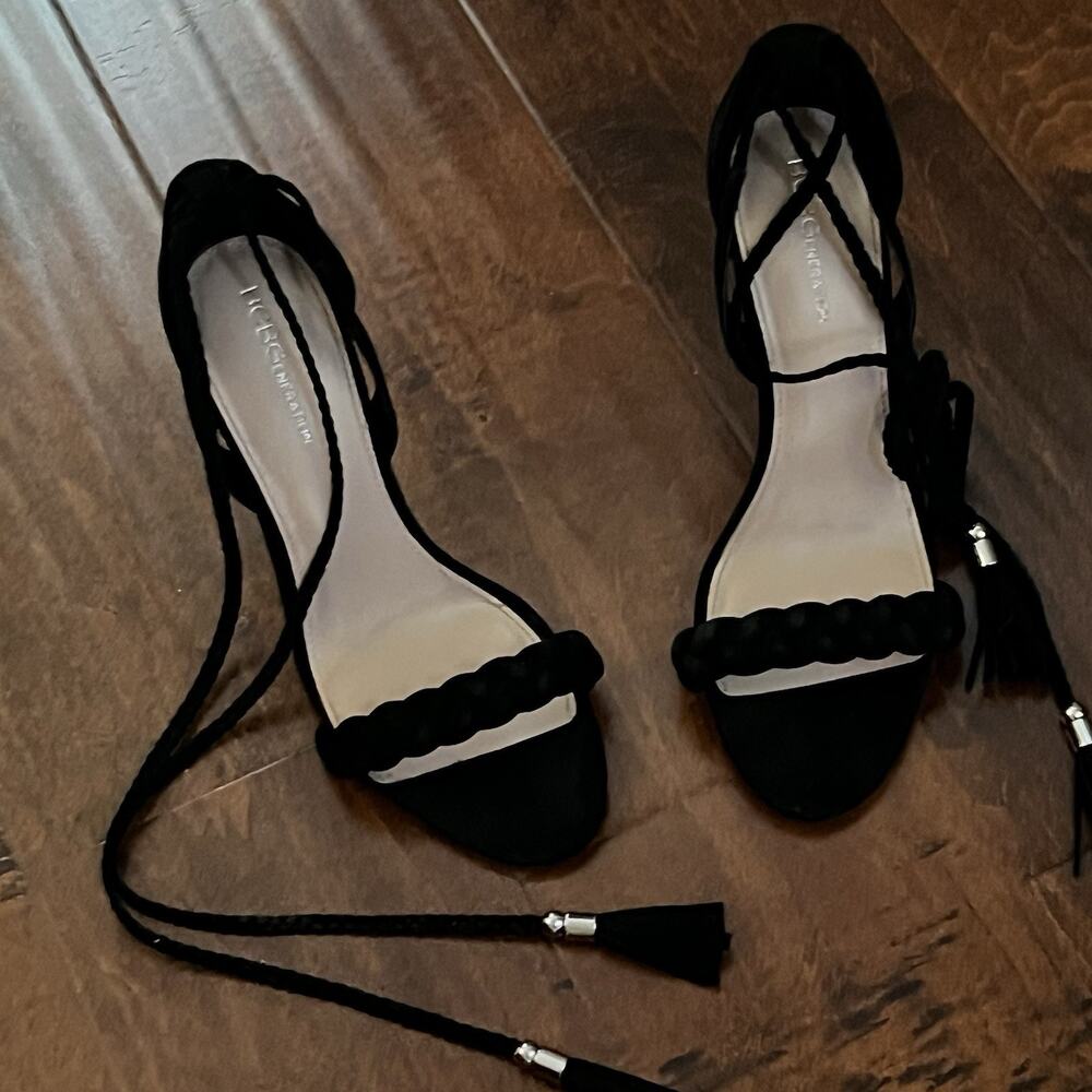 BCBGeneration Women’s Size 7.5B Black Strappy Faux Suede Ankle Tie Tassel Heel